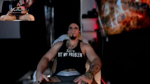 Snapshot of kingbear777 chatting on February 2025 12:18:01 AM King Bear online show from February 2025 12:18:01 AM