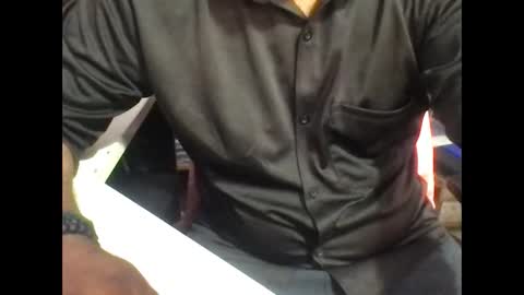 kingcobra_08 online show from April 2026 02:44:01 AM