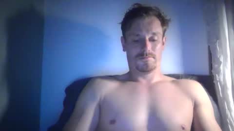 Snapshot of kingharold92 chatting on June 2026 09:53:02 PM kingharold92 online show from June 2026 09:53:02 PM