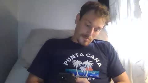 Snapshot of kingharold92 chatting on June 2026 04:51:02 PM kingharold92 online show from June 2026 04:51:02 PM