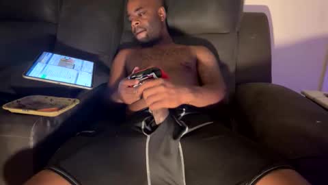 kingofkingz74 online show from November 2025 04:03:02 AM