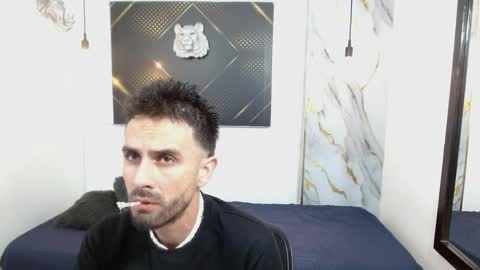 KING  online show from April 2026 03:17:01 AM