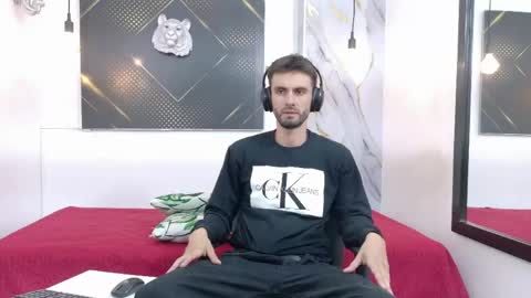 KING  online show from June 2026 03:29:02 AM