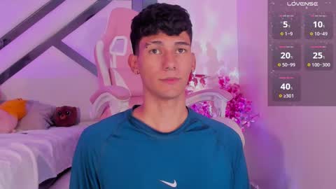  A L E X  online show from January 2025 08:09:02 AM