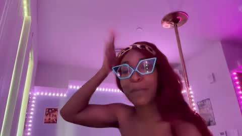 Snapshot of kingparrisjae chatting on June 2026 01:28:02 AM King Parris Jae online show from June 2026 01:28:02 AM