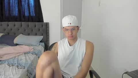 DOMINANT ALPHA KINGS online show from October 2025 12:06:01 PM