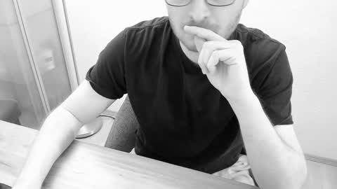 kinksubbydubby online show from November 2025 06:07:02 PM