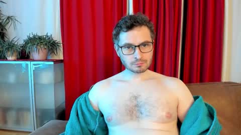 kinksubbydubby online show from November 2025 11:48:01 PM