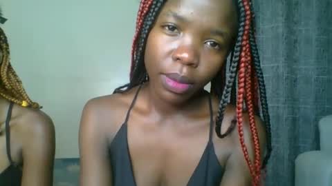 Snapshot of kinky_aria chatting on September 2025 05:18:01 PM kinky_aria online show from September 2025 05:18:01 PM