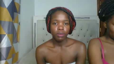 Snapshot of kinky_aria chatting on October 2025 02:53:02 AM kinky_aria online show from October 2025 02:53:02 AM