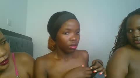Snapshot of kinky_aria chatting on October 2025 05:55:01 PM kinky_aria online show from October 2025 05:55:01 PM