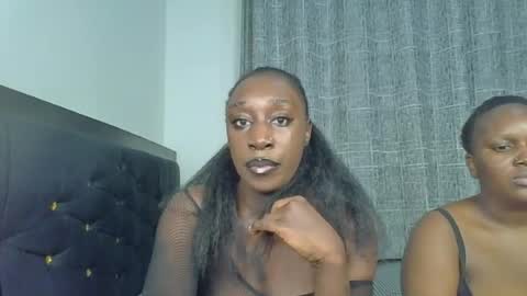 Snapshot of kinky_leila chatting on July 2026 10:56:01 PM kinky_leila online show from July 2026 10:56:01 PM