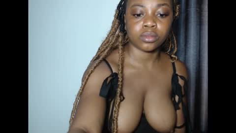 Snapshot of kinky_lollipop chatting on October 2025 02:41:02 PM kinky_lollipop online show from October 2025 02:41:02 PM