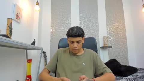   online show from October 2025 07:31:01 PM