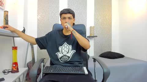   online show from October 2025 11:31:02 AM