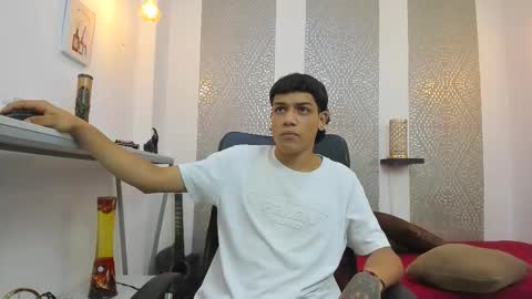  online show from October 2025 12:06:01 PM