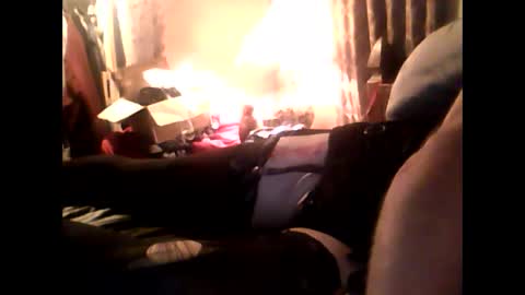 Snapshot of kinkycouple4youtosee1111 chatting on October 2025 08:54:02 AM Bambi Lynn online show from October 2025 08:54:02 AM