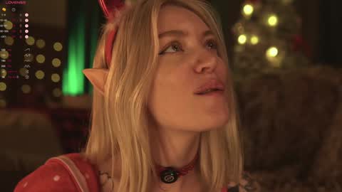 Snapshot of kinkylina_ chatting on December 2024 12:05:01 PM kinkylina_ online show from December 2024 12:05:01 PM