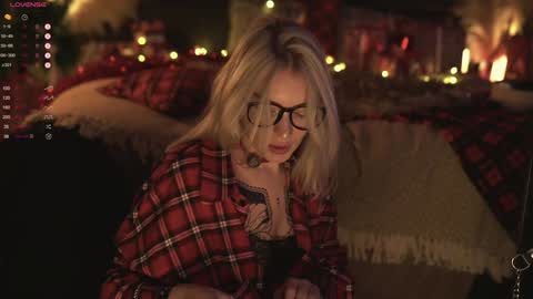 Snapshot of kinkylina_ chatting on January 2025 02:20:01 PM kinkylina_ online show from January 2025 02:20:01 PM