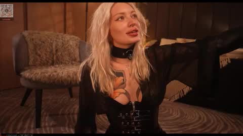 Snapshot of kinkylina_ chatting on September 2025 03:13:01 PM kinkylina_ online show from September 2025 03:13:01 PM
