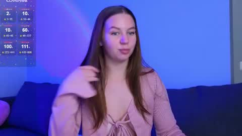 Kira Briis online show from July 2026 07:20:02 PM