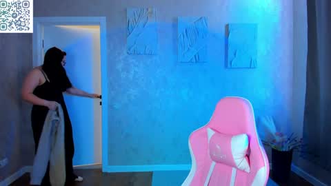 kira online show from April 2026 09:04:01 AM