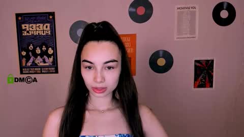 kira_light__ online show from November 2025 07:45:02 PM