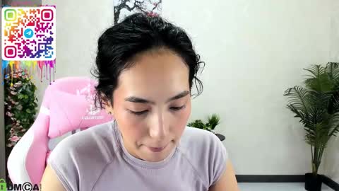 Aura online show from October 2025 02:23:02 AM