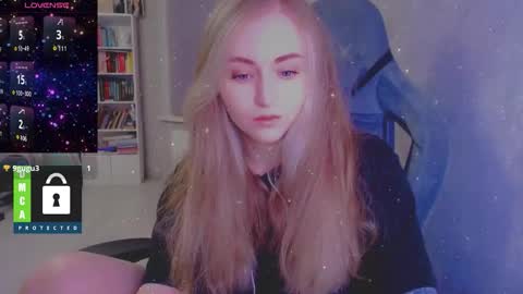 Snapshot of kira_love_sleep chatting on November 2025 02:51:02 PM you know thumb up me please its important online show from November 2025 02:51:02 PM