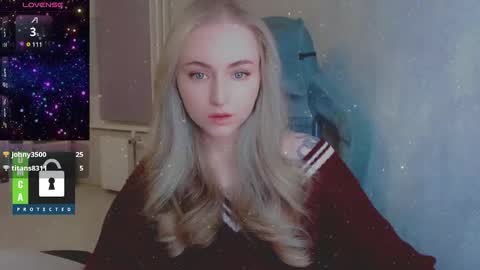 Snapshot of kira_love_sleep chatting on February 2026 03:48:02 PM you know thumb up me please its important online show from February 2026 03:48:02 PM