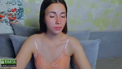 Kira  online show from June 2026 06:22:02 PM