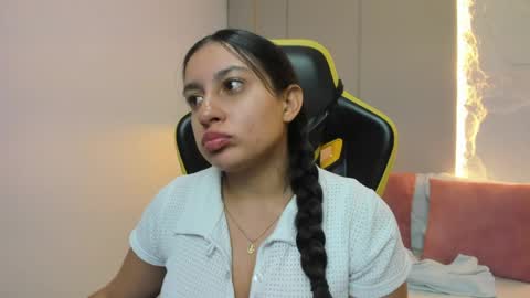 Snapshot of kira_relish chatting on May 2026 11:03:02 AM K I R A online show from May 2026 11:03:02 AM