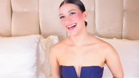 kira online show from October 2025 01:39:01 AM