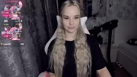 kirakrox online show from November 2025 08:35:02 PM