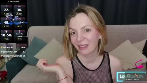 kiramartins cat online show from April 2026 05:03:01 PM