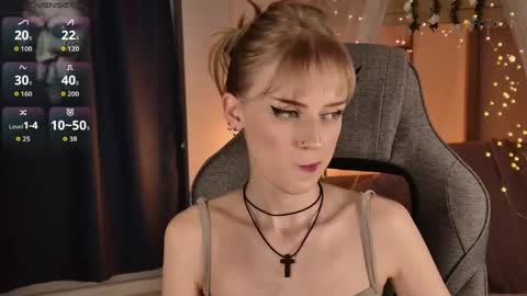 Kira online show from April 2026 01:42:02 AM