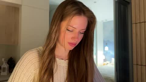 Kira online show from April 2026 12:29:02 PM