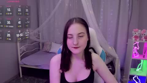 Snapshot of kiraparker chatting on April 2026 05:48:02 PM KiraParker online show from April 2026 05:48:02 PM
