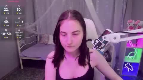 Snapshot of kiraparker chatting on April 2026 05:55:01 PM KiraParker online show from April 2026 05:55:01 PM