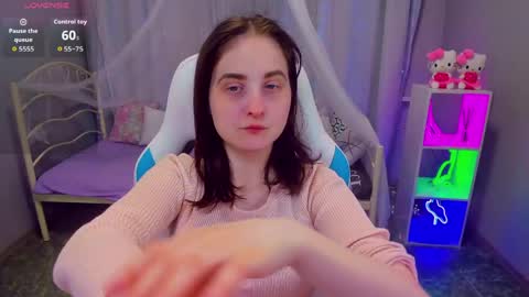 Snapshot of kiraparker chatting on May 2026 06:37:01 PM KiraParker online show from May 2026 06:37:01 PM