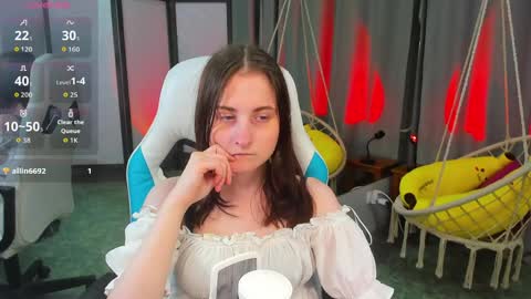 Snapshot of kiraparker chatting on May 2026 05:10:01 PM KiraParker online show from May 2026 05:10:01 PM