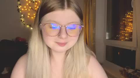 KiraYume online show from July 2026 09:50:01 PM