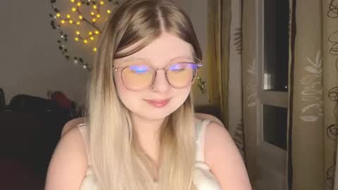 KiraYume online show from July 2026 10:16:01 PM