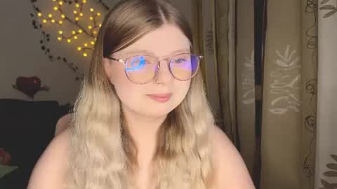 KiraYume online show from July 2026 08:30:01 PM
