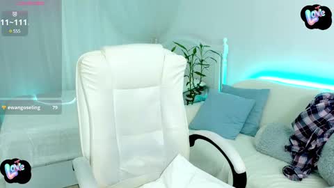    online show from February 2025 06:56:01 PM