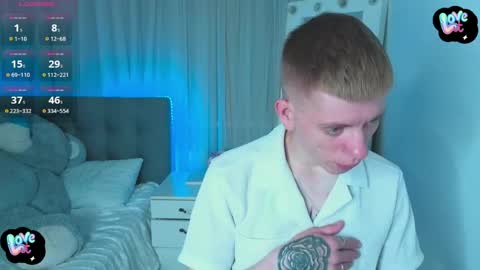 Snapshot of kireev_ chatting on April 2026 07:55:01 AM online show from April 2026 07:55:01 AM