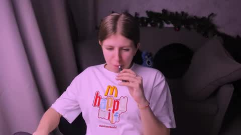 Snapshot of kirraa_ chatting on December 2024 10:02:02 PM Kira online show from December 2024 10:02:02 PM