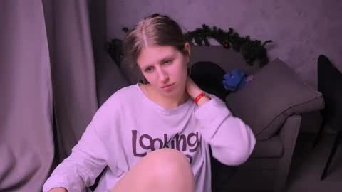 Snapshot of kirraa_ chatting on January 2025 11:06:01 PM Kira online show from January 2025 11:06:01 PM