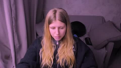 Snapshot of kirraa_ chatting on January 2025 07:58:02 PM Kira online show from January 2025 07:58:02 PM