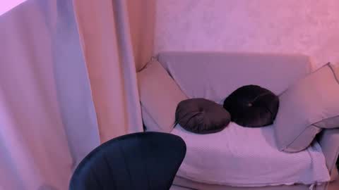 Snapshot of kirraa_ chatting on January 2025 10:26:01 PM Kira online show from January 2025 10:26:01 PM